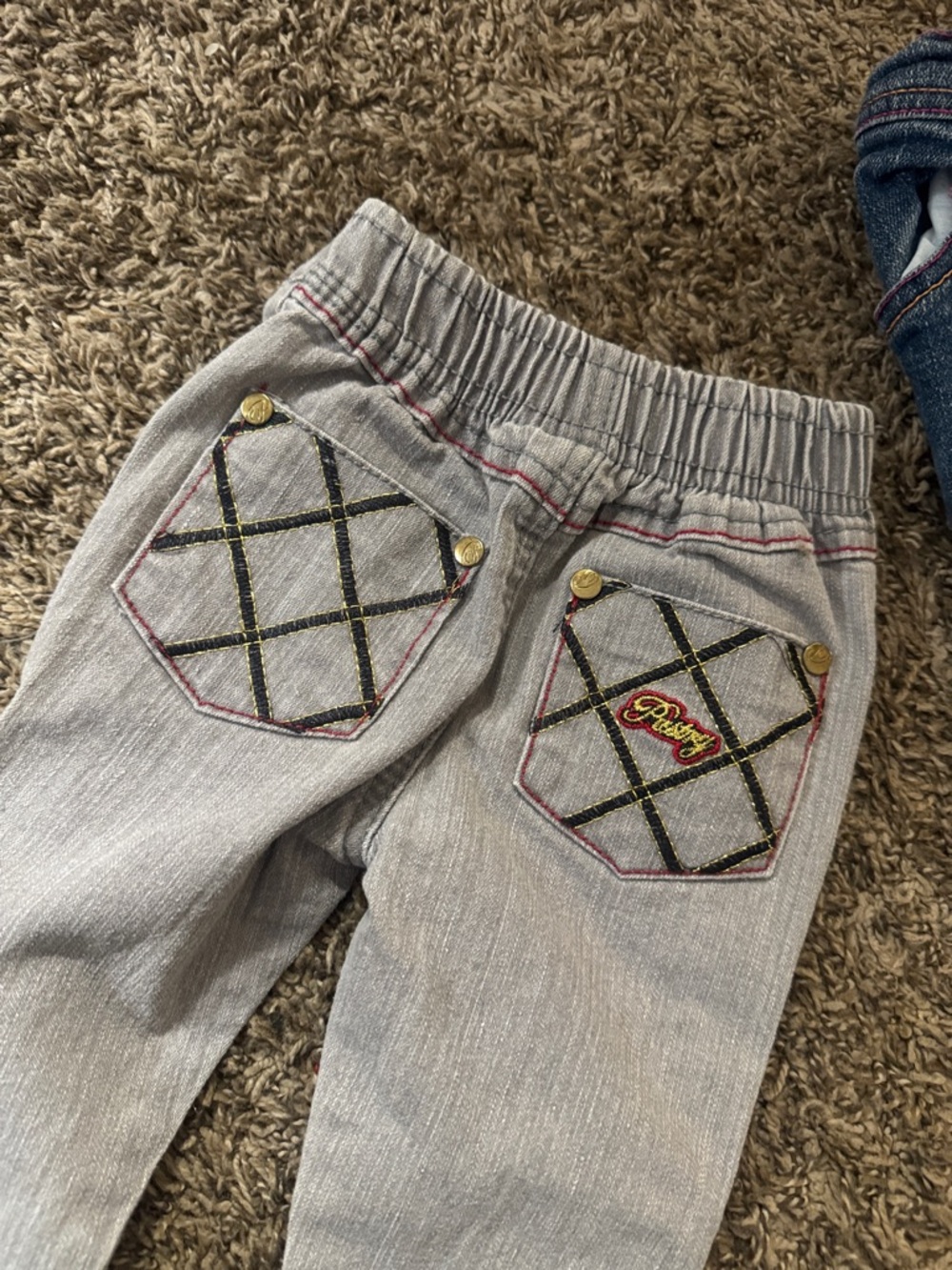 Jeans - Picture 4 of 5